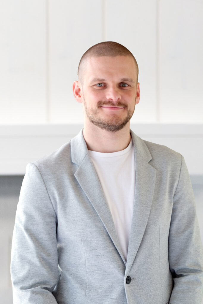 Konstruktiivne projekteerimine Janno Järvekülg +372 53 444 108 janno@noolprojekt.ee